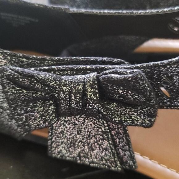 NEW - SARAH JAYNE Sandals Metallic Flats Boho Cut Outs Size 6 Black & Silver - Picture 4 of 9